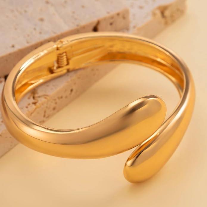 Gold Bangle Bracelets for Women Trendy Minimalist Chunky Cuff Statement Bracelet Stack 18K Gold Plated Thick Arm Cuffs Bangles Fashion Cute Jewelry